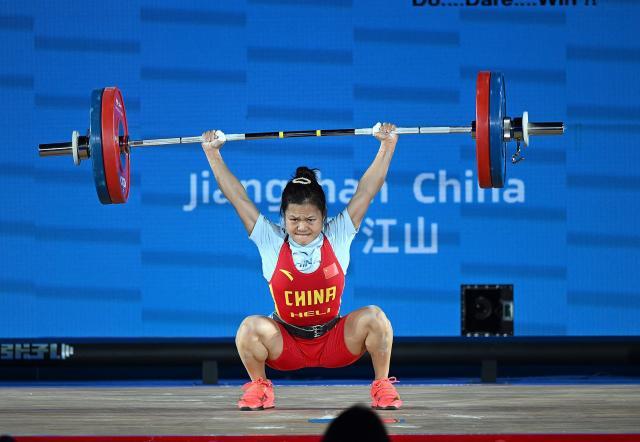 1747569592520076923.jpg (体育)(1)举重——亚锦赛:女子45公斤级赛况XxjpseC007162_20250509_PEPFN0A001.jpg